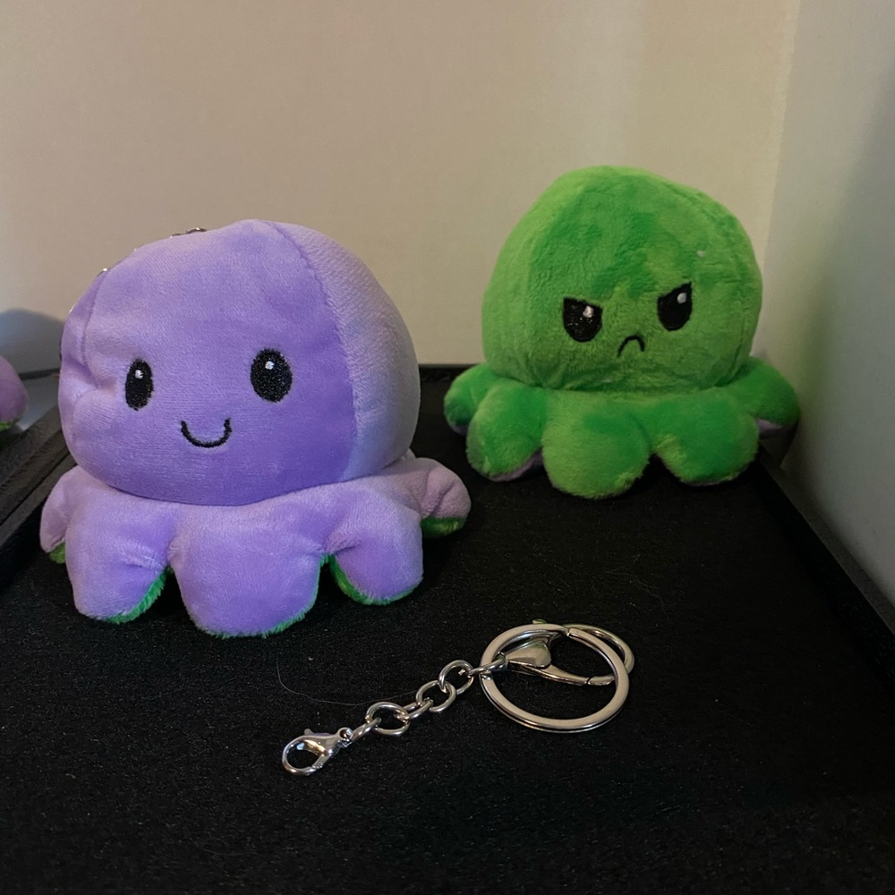 Reversible mini octopus